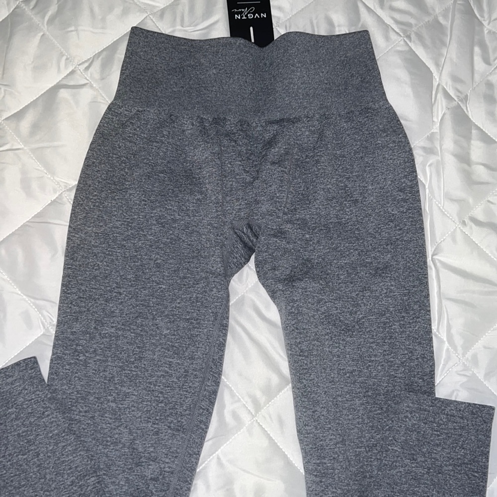 Brand new leggings